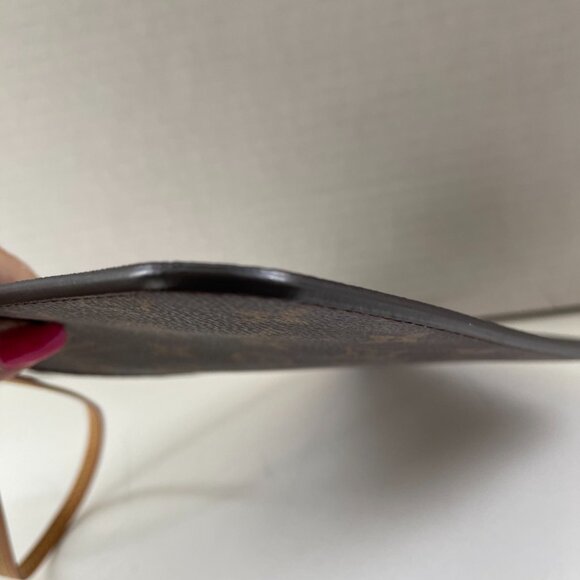 Louis Vuitton Monogram Canvas Neverfull Pouch Red Interior  (116630-1) - Picture 5 of 9